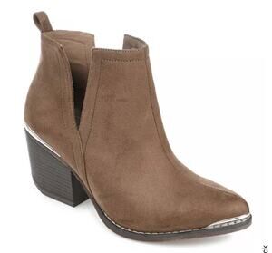 Journey Collection Women's Issla Block Heel Bootie Boots 8.5